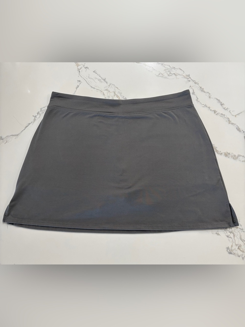 Rare Tranquility Clothing Company Grey Solid Athletic Skort Pickle Ball Gray - Picture 8 of 8